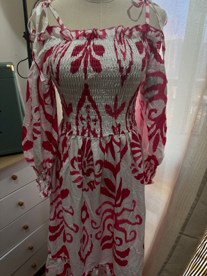 BKK Dress - Sold as set (Category: Dresses) located in Pasig City. Submitted by jsbabie (Listing ID 1330875544, Image 3). Description: .