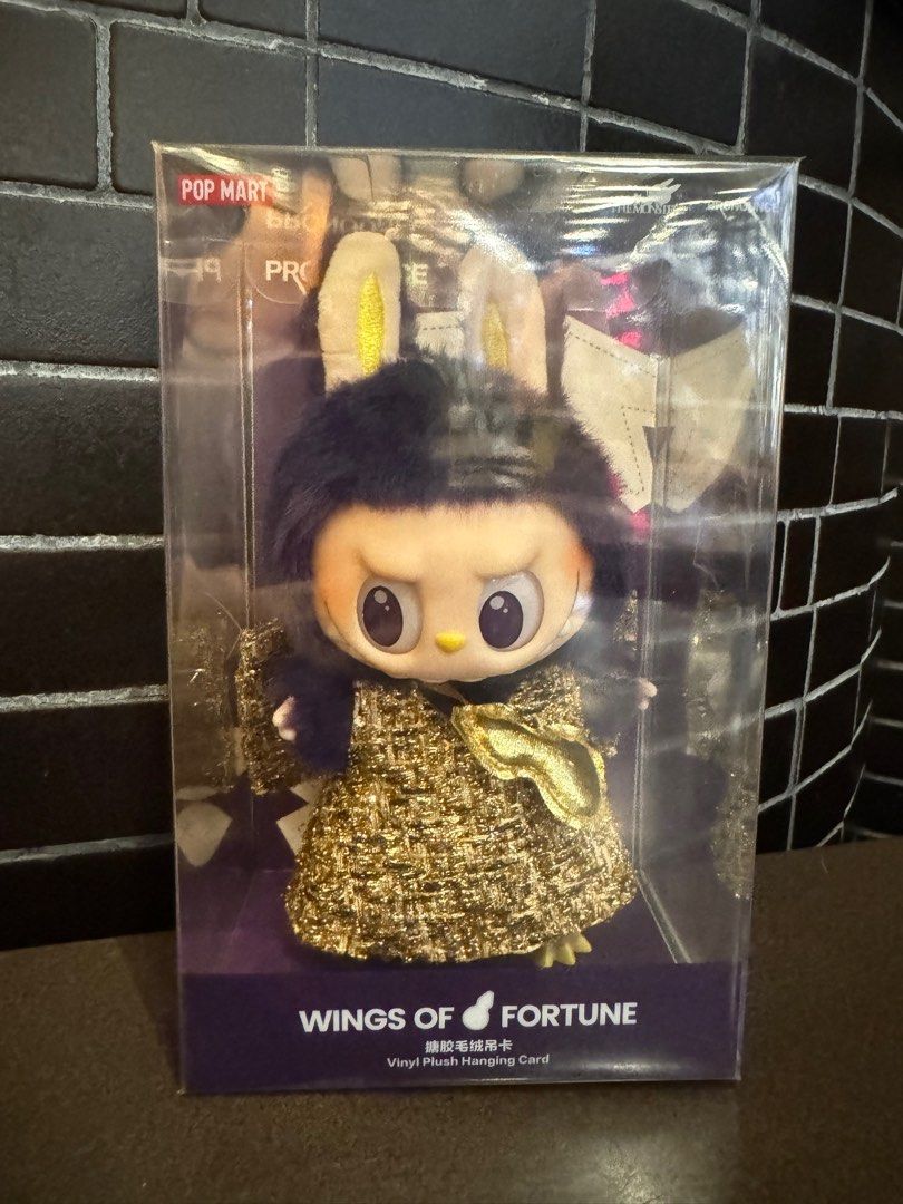 Brand new pop mart pronounce labubu and sketch 400% (Category: Toys & Games) located in Singapore. Submitted by mermaid84 (Listing ID 1330723337, Image 2). Description: WTS BNIB sealed 1) pronounce wings of fortune labubu pendant $130 2) labubu sketch 400% with popmart receipt $380 If get both, fast deal offer $480 Self collect Fernvale/bugis/suntec/town Tags: Molly zimomo hacipupu dimoo skullpanda pop mart .