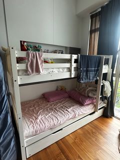 (Category: ) located in . Submitted by mayoniss (Listing ID 1330761773, Image 1). Description: .