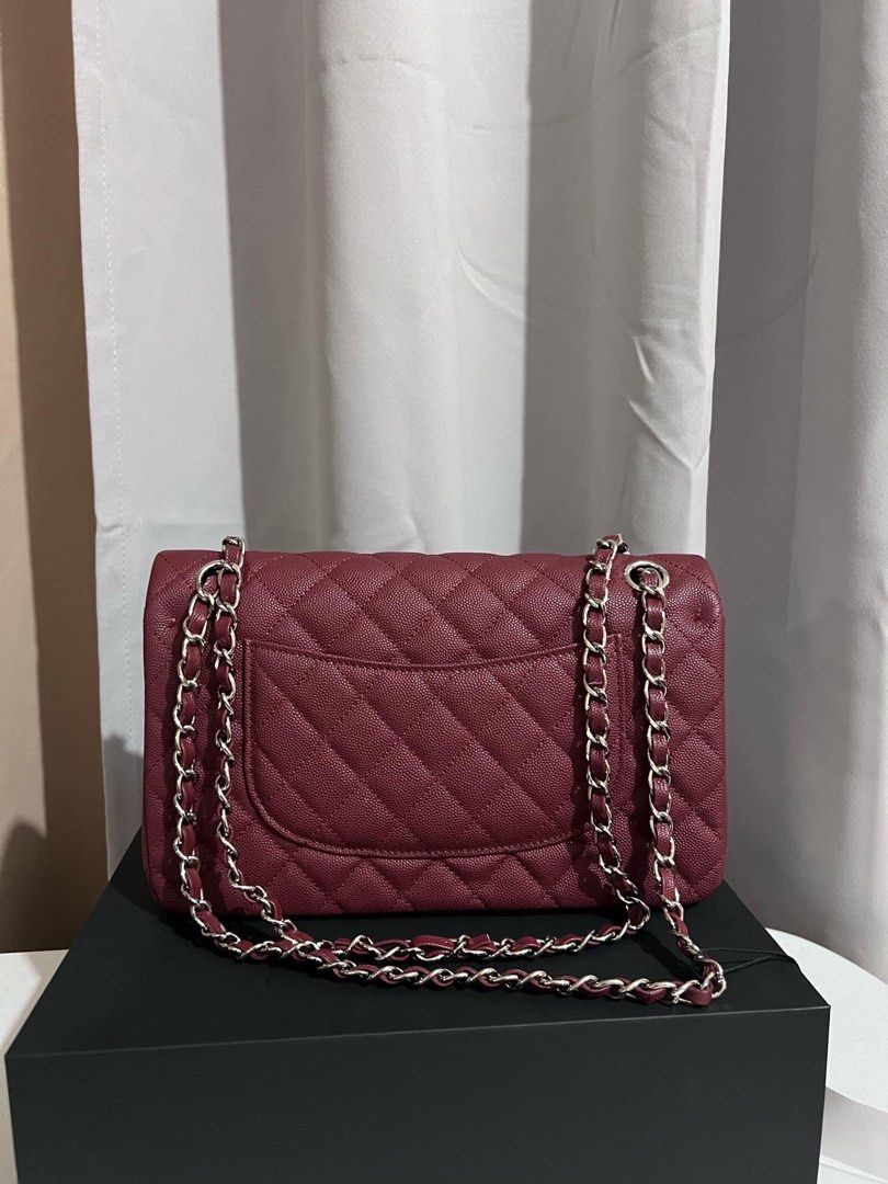 BURGUNDY DOUBLE FLAP (Category: Luxury Bags & Wallets) located in Paranaque City. Submitted by kgmgiftedph20 (Listing ID 1330842356, Image 2). Description: Size: 26cm Hardware: Silver Ready to ship Complete inclusion Silver hardware.