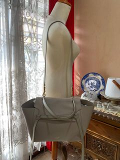 (Kategori: ) berada di . Dikirim oleh thepiscescloset (ID iklan 1330820743, Gambar 1). Deskripsi: .