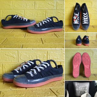 (Kategori: ) berada di . Dikirim oleh sepatubekasbekasi (ID iklan 1330734564, Gambar 1). Deskripsi: .