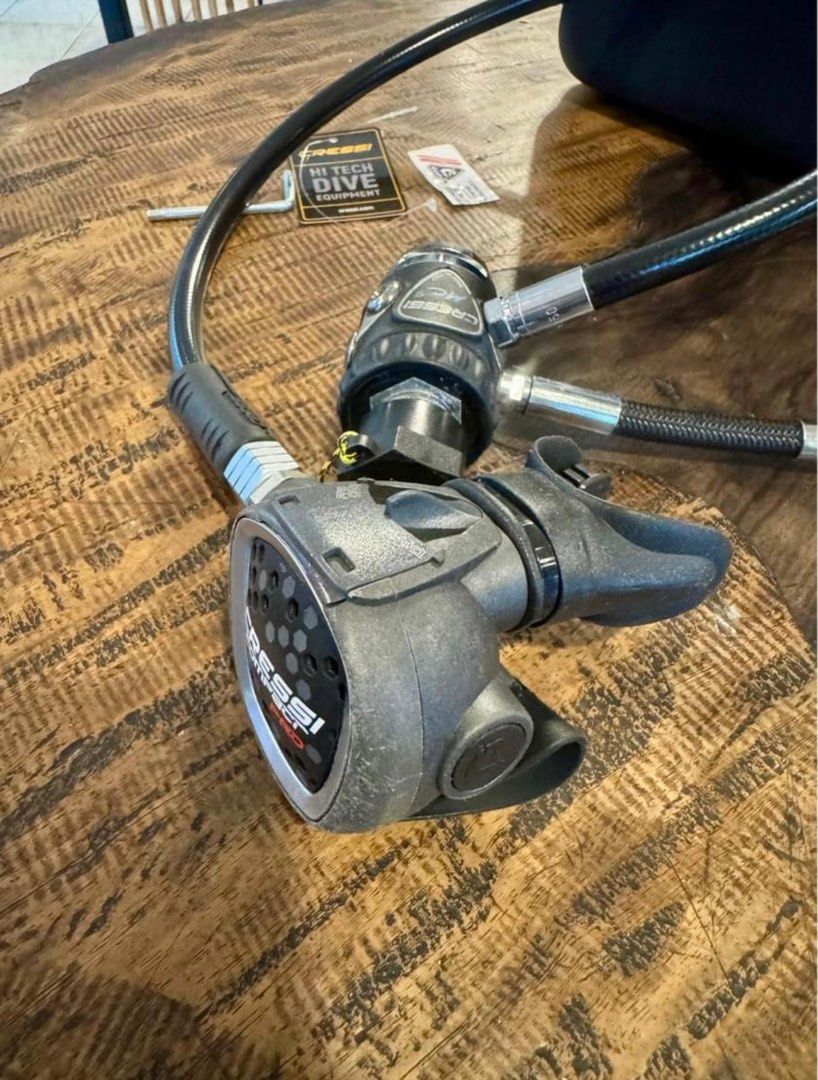 Cressi Compact Pro / MC 9 (Din) w/ SPG (Category: Other Sports Equipment and Supplies) located in Dasmarinas. Submitted by rexcyrus (Listing ID 1330777257, Image 3). Description: Hi! Selling my Cressi Compact Pro / MC9 regulators with Cressi SPG on a 4” HP Hose. No issues! Great condition! Regulators are used less than 15 times on a pony tank. SPG is working perfectly. RFS: Changing my regulators to another brand for uniformity and serviceable wi