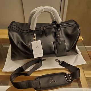 （分類：）位於 。 由 Reddd 提交（商品編號 1330813474，圖片 1）。簡介： 。