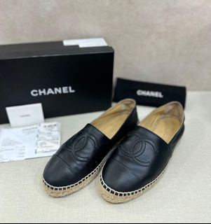 (Kategori: ) berada di . Dikirim oleh kiano_shoes (ID iklan 1330728313, Gambar 1). Deskripsi: .