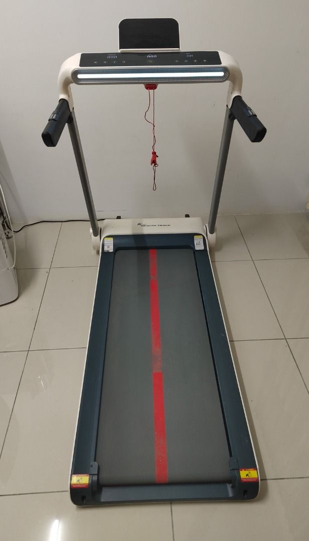 Health track treadmill 2025