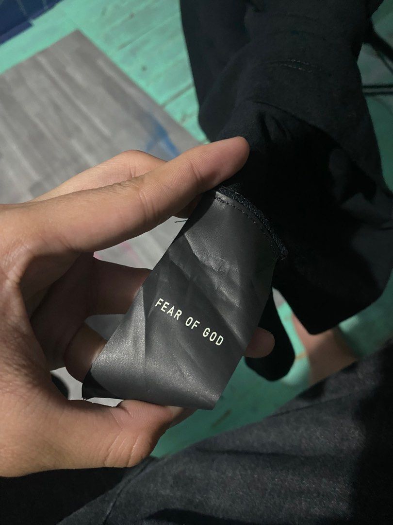 FEAR OF GOD TSHIRT (Category: Tshirts & Polo Shirts ) located in Taytay. Submitted by kellythriftitems (Listing ID 1330866663, Image 3). Description: PM FOR MORE INFO COMPLETE TAGS .