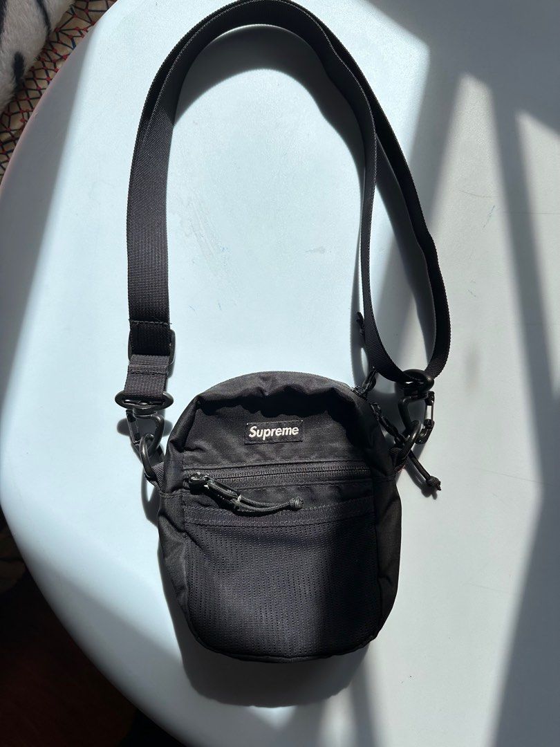 Supreme small shoulder bag black hotsell