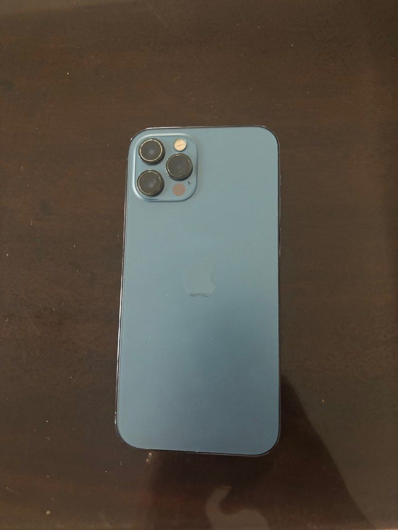 Iphone 12 pro 256gb (Category: iPhone 12 Series) located in Manila. Submitted by sanchez19043894 (Listing ID 1330719394, Image 2). Description: .