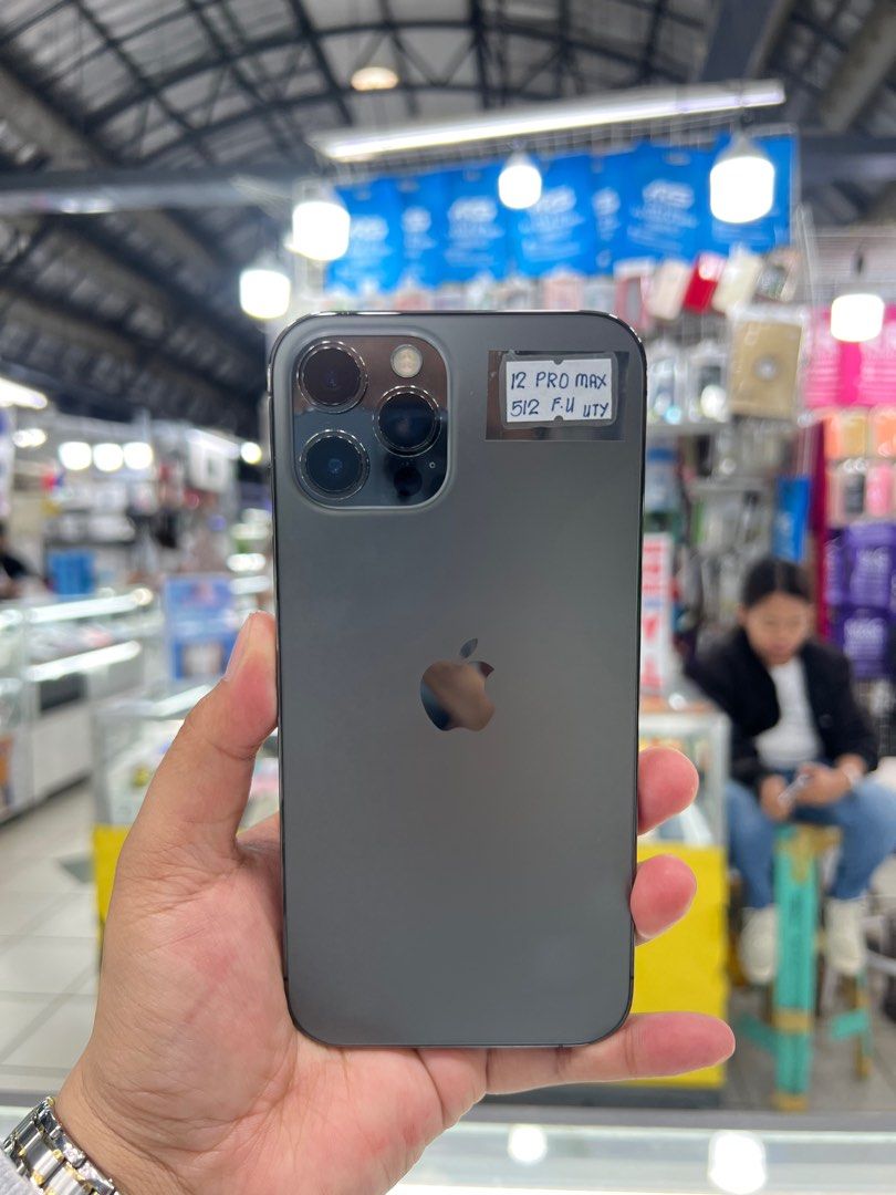 IPHONE 12PROMAX 512GB (Category: iPhone 12 Series) located in Manila. Submitted by farhanadau39938 (Listing ID 1330764538, Image 1). Description: IPHONE 12PROMAX 512GB •512GB •NO ISSUE •NO REPAIR HISTORY •GOOD AS NEW •NOT REFURBISHED •FREE TREUTOOLS •LEGIT / ORIGINAL •UNLI RESET •FACTORY UNLOCK INCLUSION CASE TEMPERED GLASS CHARGER Follow us on tiktok: www.tiktok.com/@amrongadgethub We deliver right at your doorsteps! •Store Pick-UP •Cash on Deli