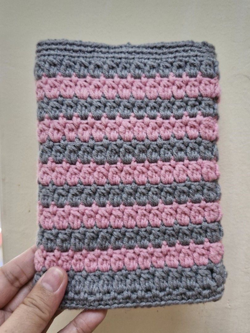 Kindle Sleeve (Category: E-Readers) located in Paranaque City. Submitted by mi_artesano_mnl (Listing ID 1330727827, Image 3). Description: Handmade Crochet Kindle Sleeve! Protect your Kindle in style with this beautiful, handmade crochet sleeve. Features: Soft, durable yarn for maximum protection Unique, eye-catching designs Lightweight and portable Ideal for book lovers on the go! price starts at 250 for 6.2x4.3" sleeve(kindlebasic) one color sl