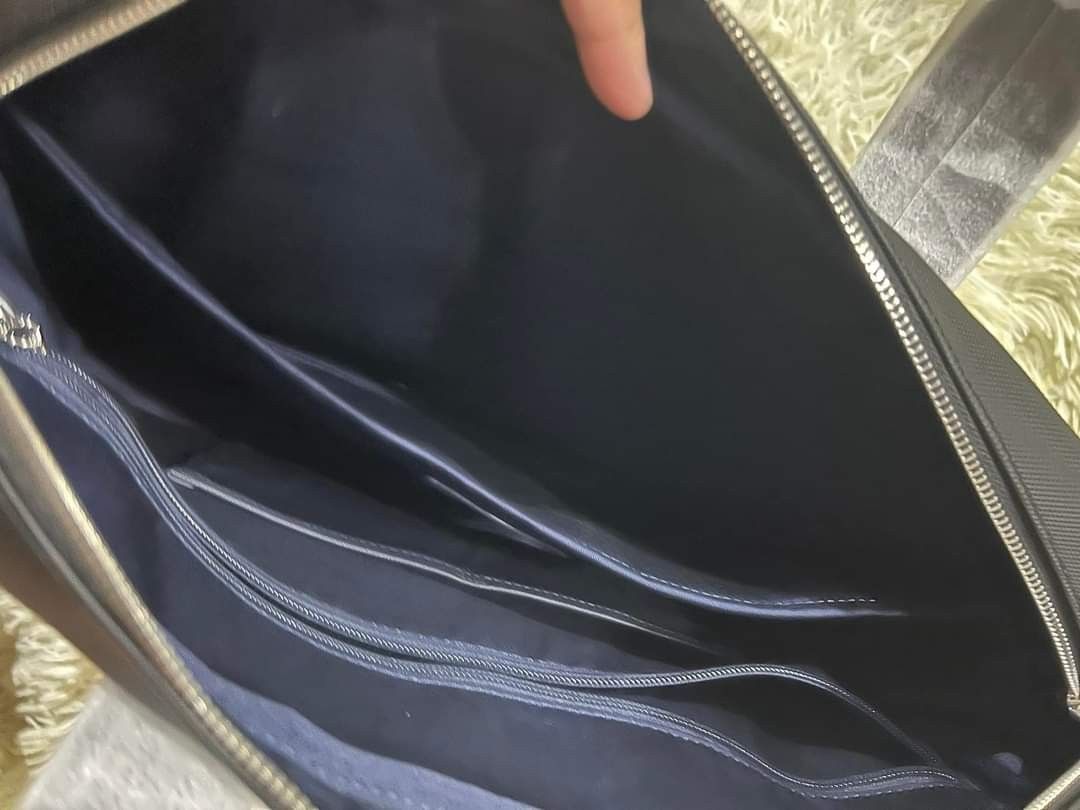 Lacoste Laptop Bag (Category: Laptop Bags & Sleeves) located in Mabalacat. Submitted by maiyasluxurybagshoppe (Listing ID 1330879678, Image 2). Description: .