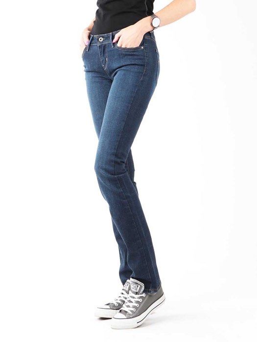 Levis jeans slight curve Women s Fashion Bottoms Jeans Leggings on Carousell
