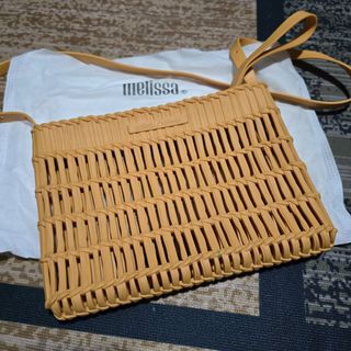 (Category: ) located in . Submitted by chicfinds4lesssg (Listing ID 1330750745, Image 1). Description: .