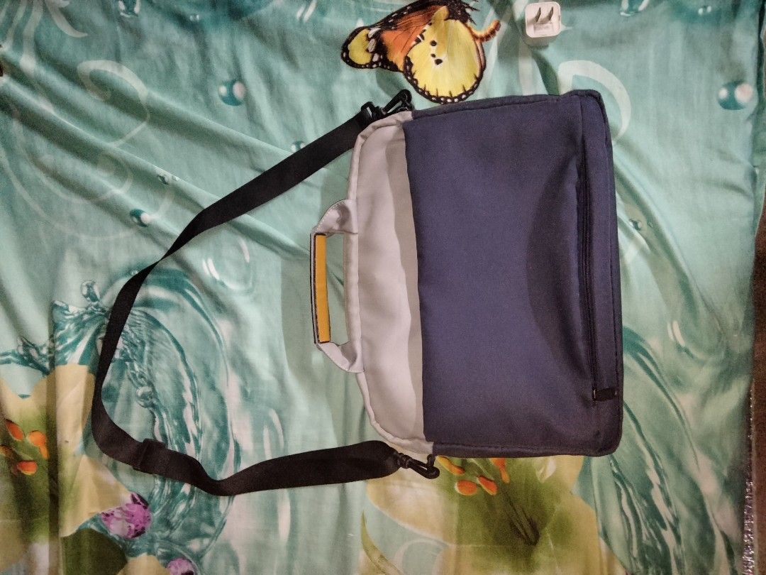Miniso laptop bag shop