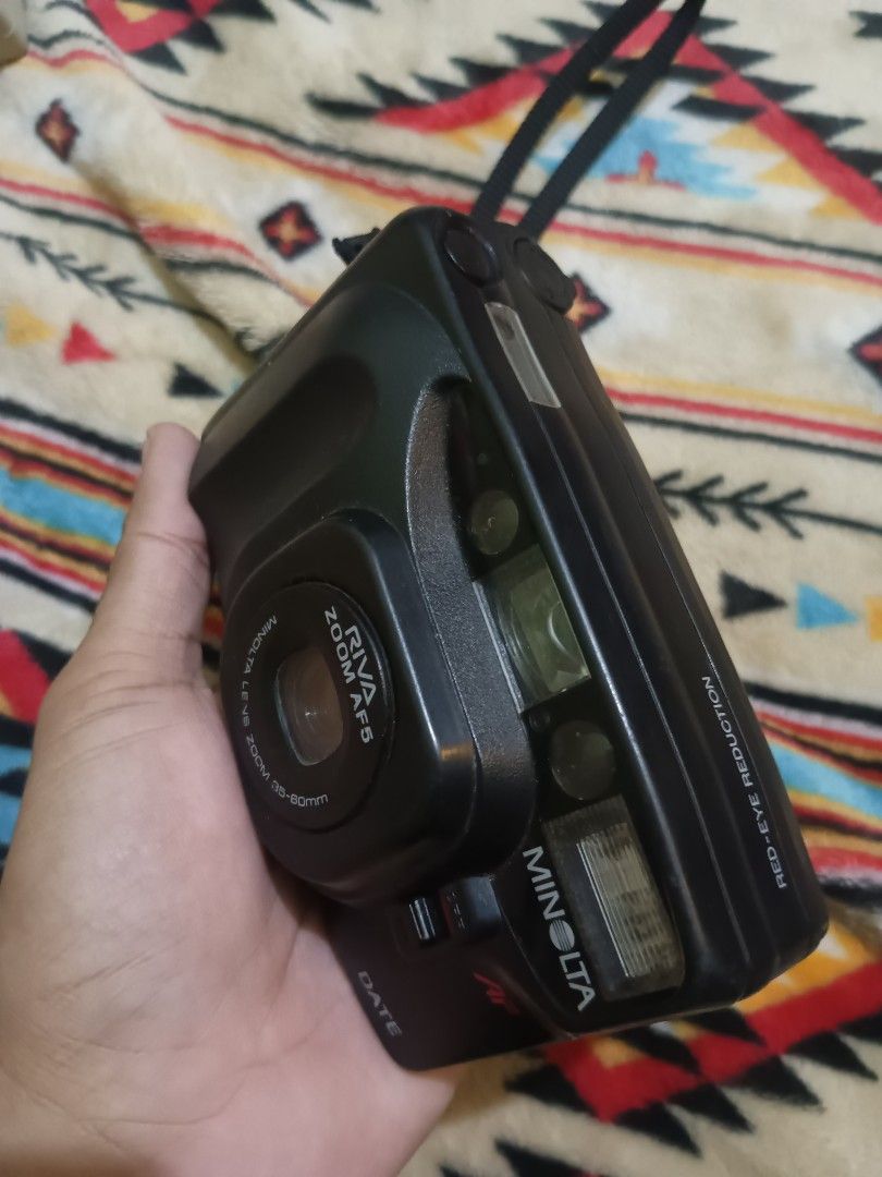 Minolta Riva zoom AF5 defective (Category: Cameras) located in Quezon City. Submitted by markgolveo (Listing ID 1330743227, Image 3). Description: Minolta Riva zoom AF5 defective for parts out repairs no power.