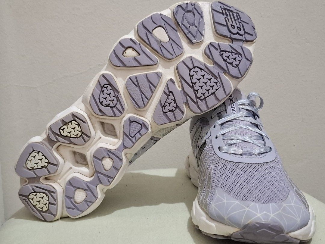 New Balance 490 Heidi Klum, Fesyen Wanita, Sepatu di Carousell