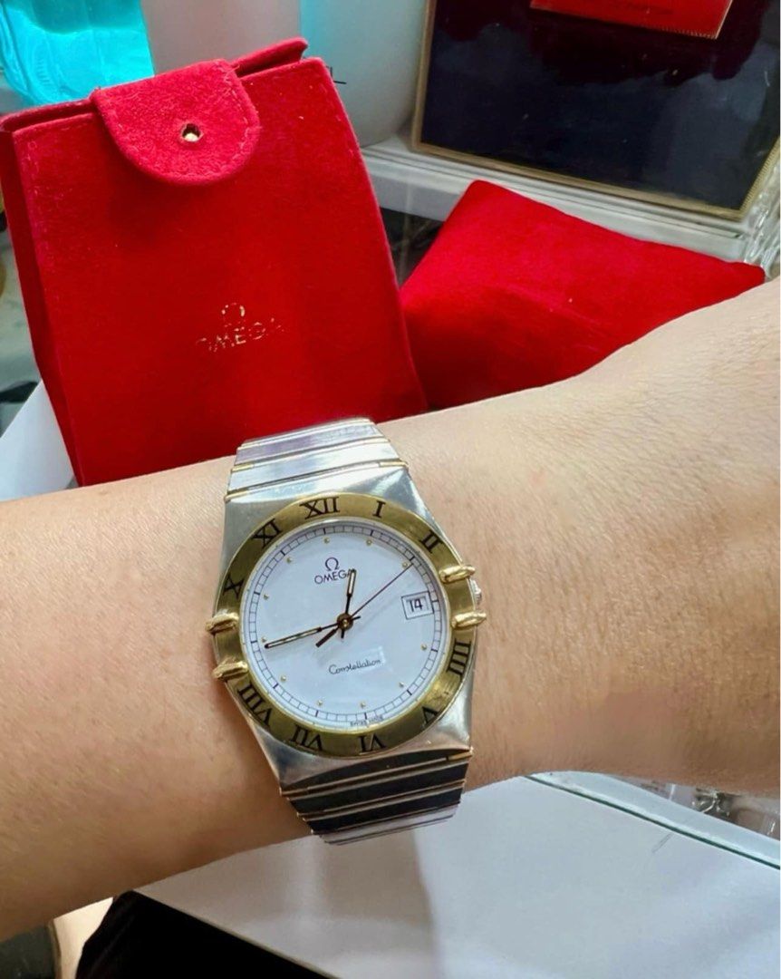 Omega Constellation 31MM Gold (Category: Luxury Watches) located in Cavite. Submitted by louiessaliviac (Listing ID 1330818979, Image 1). Description: 📣 OMEGA CONSTELLATION WATCH RARE 31MM, 18K GOLD‼️ ✅ in excellent condition, includes original pouch packaging and extra links ✅ 18K REAL GOLD BEZEL and gold tips bracelet links ✅ RARE 31MM (Constellation usually comes in small 26mm -28mm face) ✅ when you say Omega, Constellation its classic, worn 