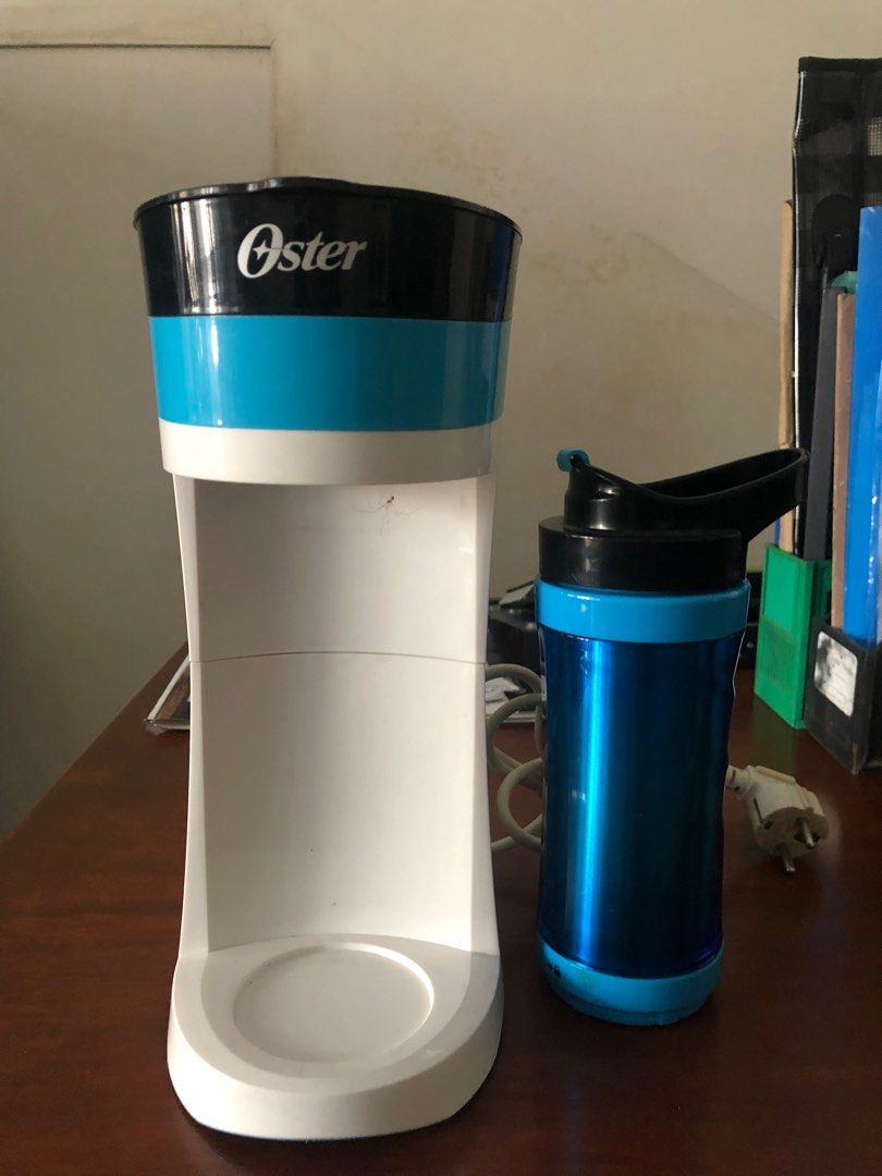 Oster My Brew Coffee Maker (Category: Coffee Machines & Makers) located in Manila. Submitted by summerkissmnl (Listing ID 1330725880, Image 3). Description: Panay qc ave location. Ready to go tumbler included. Good for on the go person that loves coffee! 👌🏻🥰🤙🏻 Note: need repair on the button. Stock lang sya sa on kaya dapat remove sa plug pag di na ginagamit No box. .
