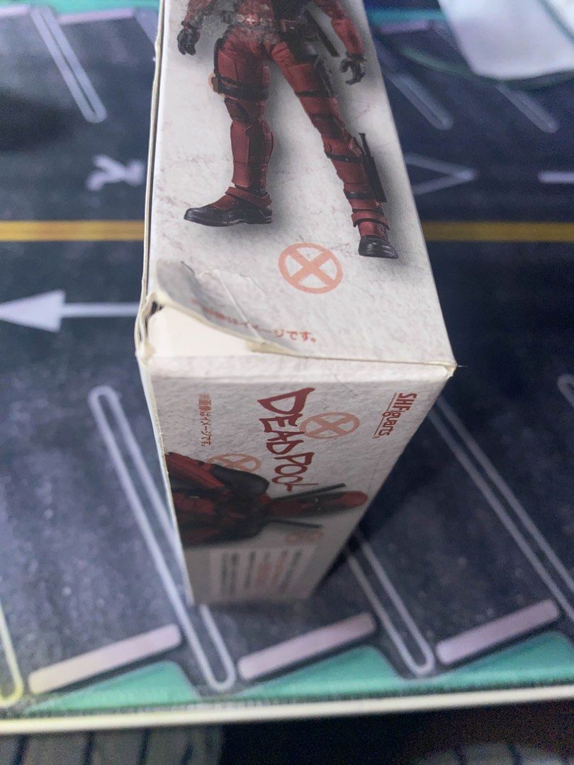 SHF Deadpool 1 (Category: Figurines & Statues) located in Quezon City. Submitted by mattassorteditems (Listing ID 1330823901, Image 3). Description: Broken Box .