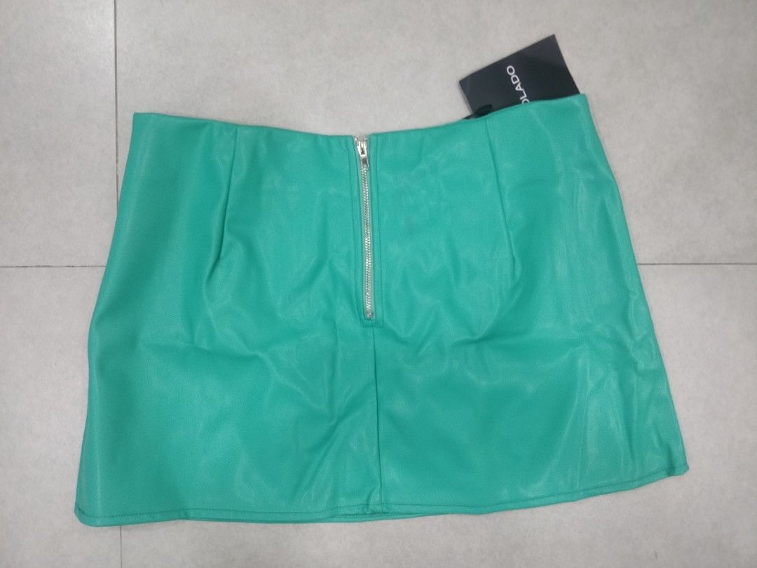 Solado soft leather skirt SALE (Category: Skirts) located in Quezon City. Submitted by new_order (Listing ID 1330797063, Image 3). Description: Nice with tag Fits medium sized frames 26-28waistlines.