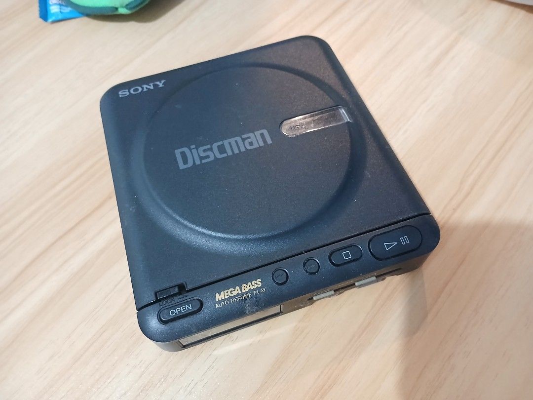 Sony D-12 Discman from 1989 (Category: Portable Music Players) located in Makati City. Submitted by itsluisyall (Listing ID 1330807763, Image 1). Description: sony d-12 discman/portable cd player manufactured in 1989 as is/junk for display/repair with power but can't read CDs 2,000.
