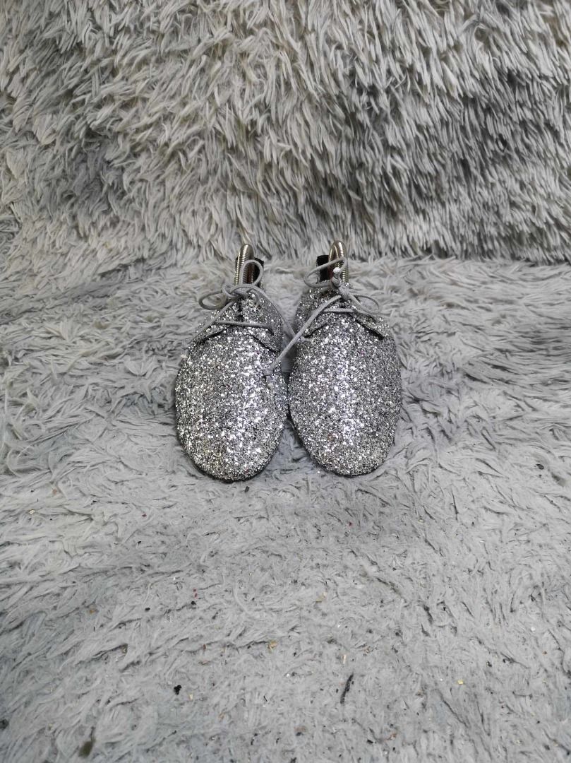 Silver lace flats store