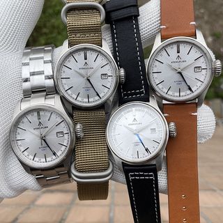 (Category: ) located in . Submitted by z-watches (Listing ID 1330811672, Image 1). Description: .