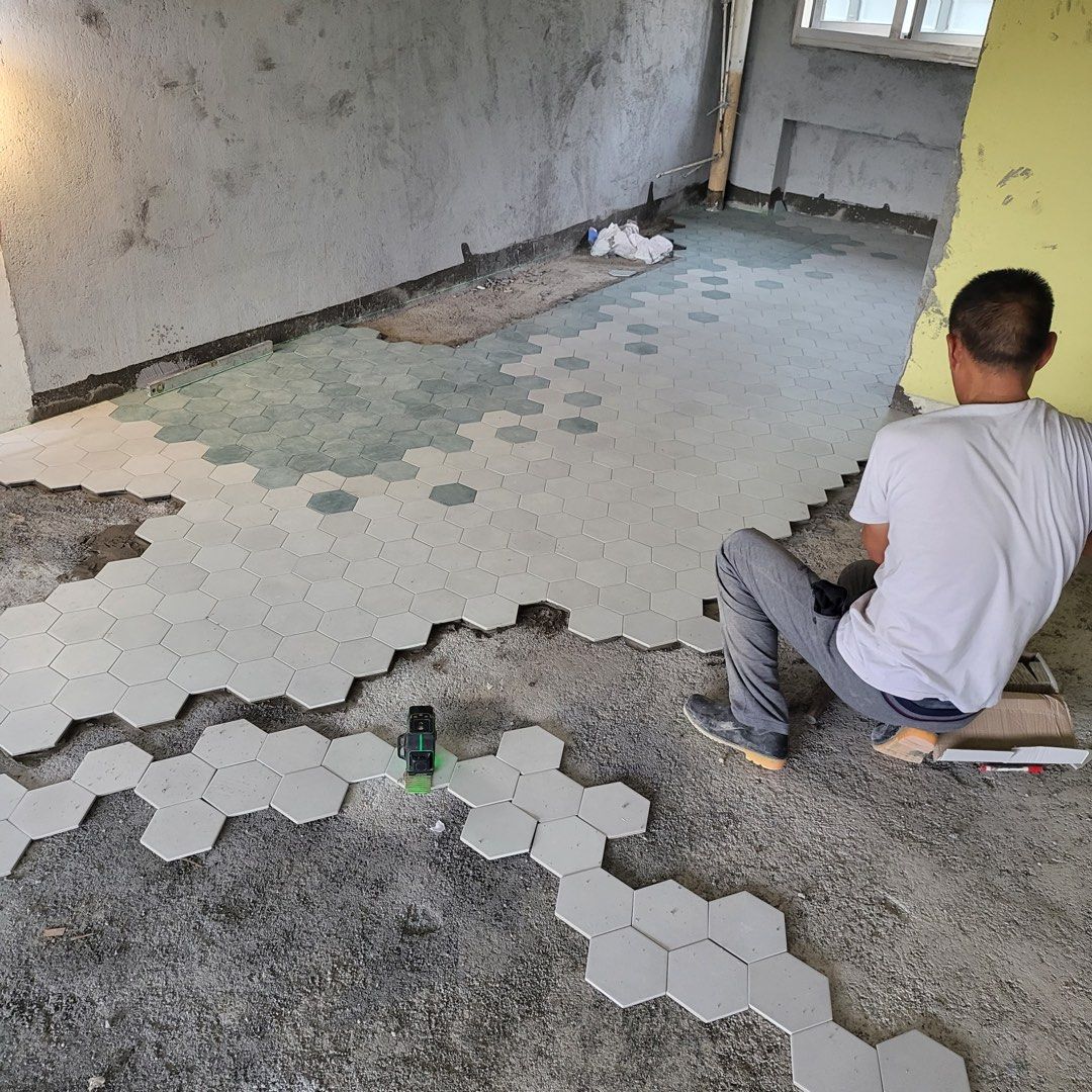 Tiling Work by Direct Contractor hacking demolition dismantling renovation cement screed floor screed self leveling carpentry cabinet63109200129027114