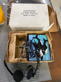 Vintage Sea World SHAMU WALKIE - Stereo Cassette Tape Player Walkman Complete w/ Box - Not Working