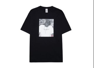 (Category: ) located in . Submitted by hypesnobiety (Listing ID 1330873561, Image 1). Description: .