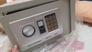 由 qqq96062329460 (刊登 ID 1331040325，圖片 1) 提交，位於 的 (類別：)，說明：。