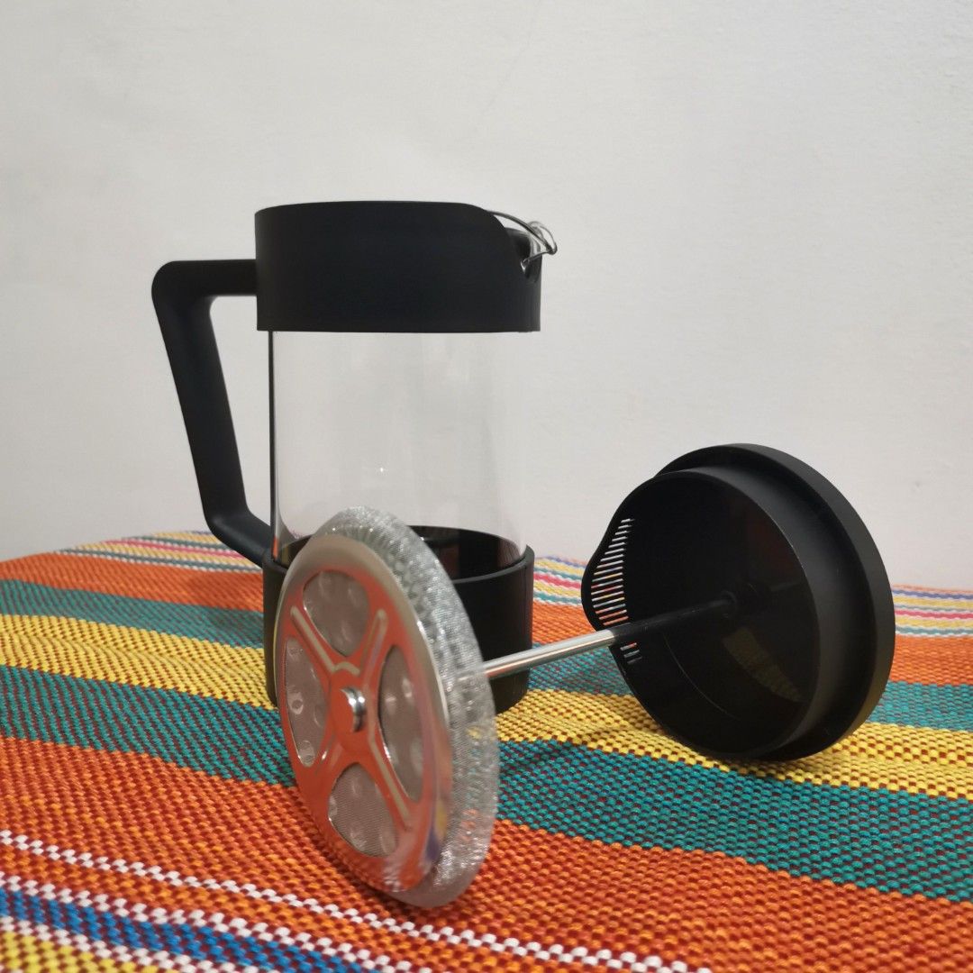 600ml | French press (Category: Coffee & Tea Tableware) located in Manila. Submitted by findmeanew (Listing ID 1330928412, Image 3). Description: - - - - - - - - 💵 Payment first via GCash ❎ No COD or COP ❎ No payment, no reservation ❎ No "when worn" photos - - - - - - - - 📝 Preloved item. Please manage expectations..