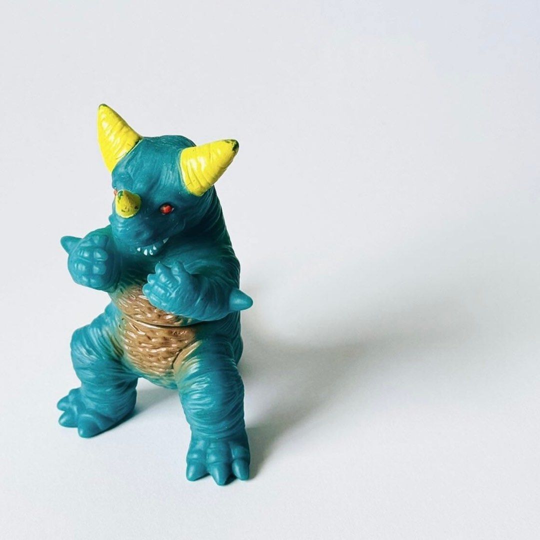 当時物パチ怪獣(無版権) ゴモラ風怪獣ソフビSUPER DINO MONSTER