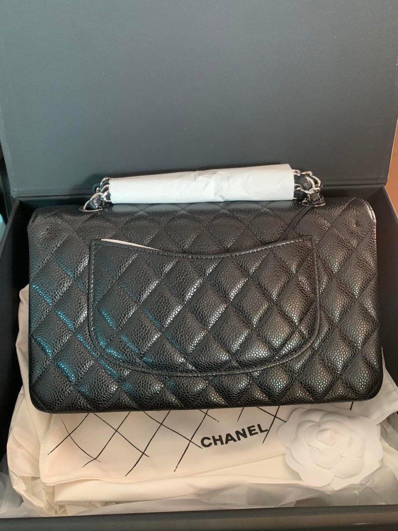 😍 Chanel Double Flap Silver hardware Black Caviar Leather (Category: Luxury Bags & Wallets) located in Pasig City. Submitted by gluxerare (Listing ID 1330916153, Image 2). Description: Rush Super Sale! Big Repriced! Rare to find! First to get! 😍 For sure buyers only, super lowest price - lower than reseller’s prices already!❤️.
