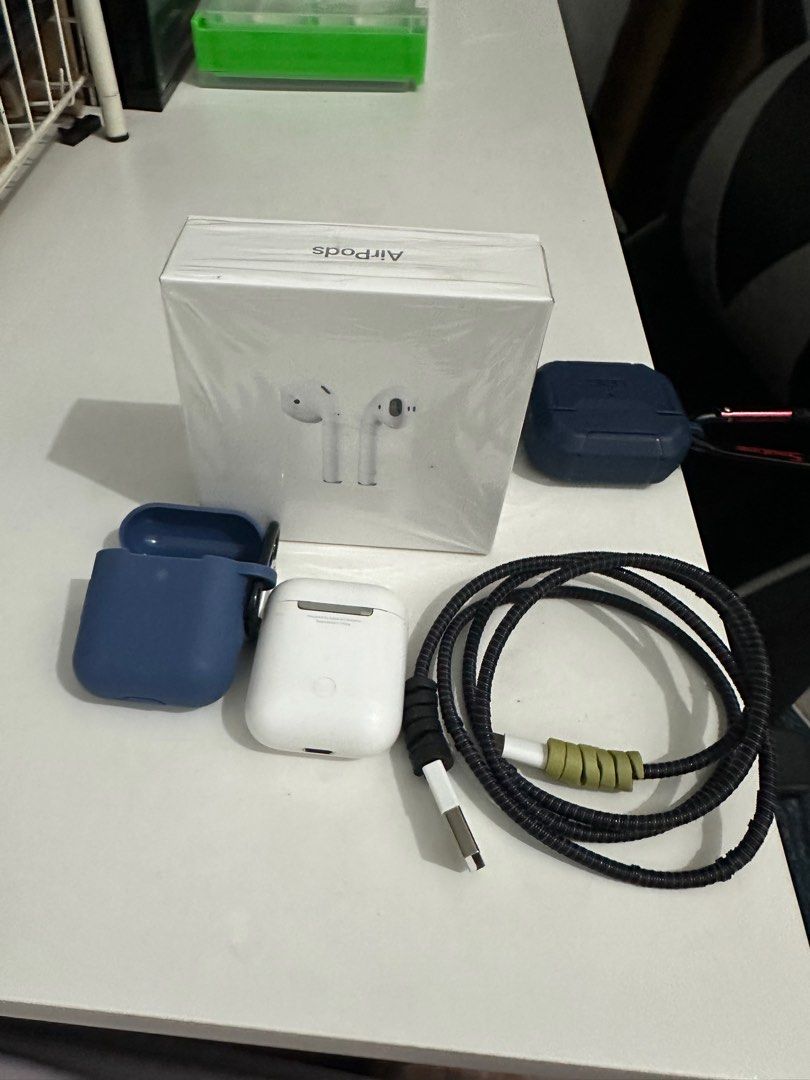 Airpod 1st generation original, Audio, Earphones on Carousell
