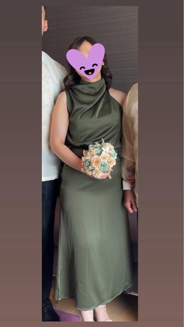 Army green satin dress (Category: Dresses) located in Quezon City. Submitted by virtualapproach (Listing ID 1331015739, Image 1). Description: Army Green satin dress Worn only once in a wedding (refer to picture posted for the actual photo) Size Small. Check photos for accurate sizing details. Location: Fairview, Q.C. For shipping only. SF will be shouldered by the buyer. Message me thru chat if interested..