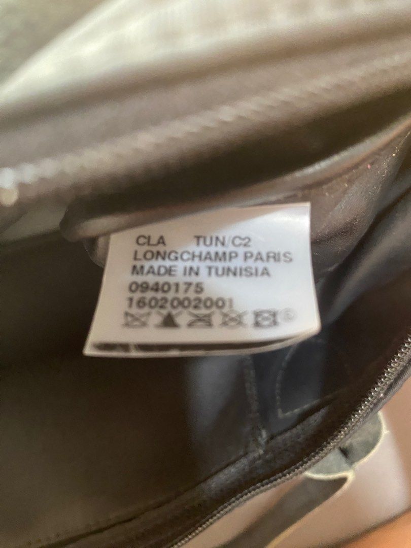 Authentic Longchamp Modele Depose Black (Category: Luxury Bags & Wallets) located in Mandaluyong City. Submitted by schmookytootsy (Listing ID 1330886033, Image 3). Description: Guaranteed authentic or your money back. With obvious signs of usage please manage your expectations.