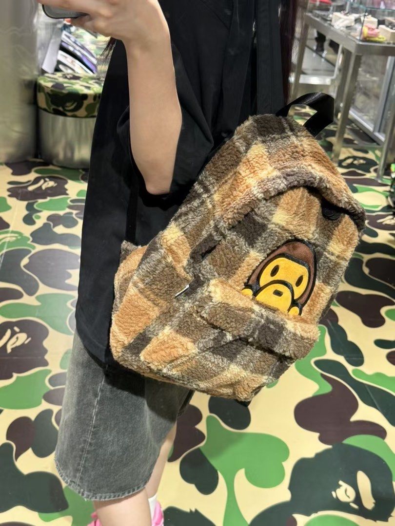 BAPE BABY MILO FAUX FUR CHECK MEDIUM BACKPACK, Women's Fashion