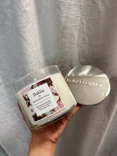 Bath&Body Works 3 wicked scented candle