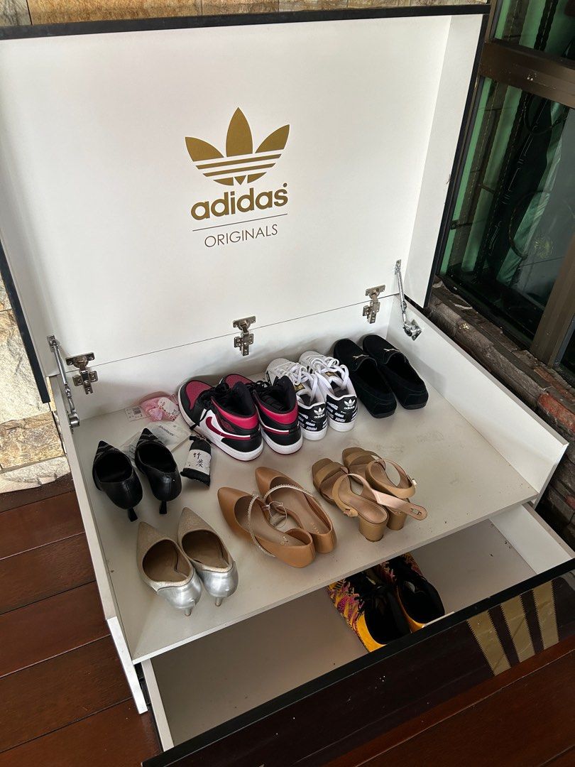 Adidas big shoe box shop