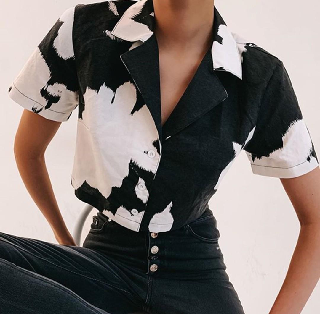 Black and white abstract collared top, Women's Fashion, Tops, Blouses ...