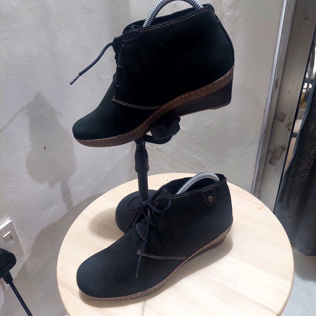 Black Suede Clarks Softwear Boot
