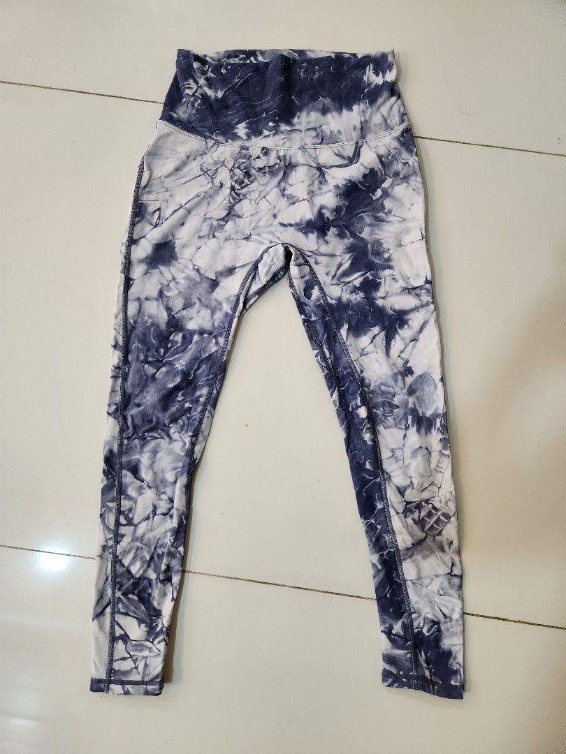Buttery soft tie-dyed leggings (seamless) (Category: Activewear) located in San Juan City. Submitted by rdlr5050 (Listing ID 1330995554, Image 1). Description: bought the wrong size! its too big on my xs frame. I didn't notice that I pressed Medium. anyways, my loss your gain. this originally costs 785..
