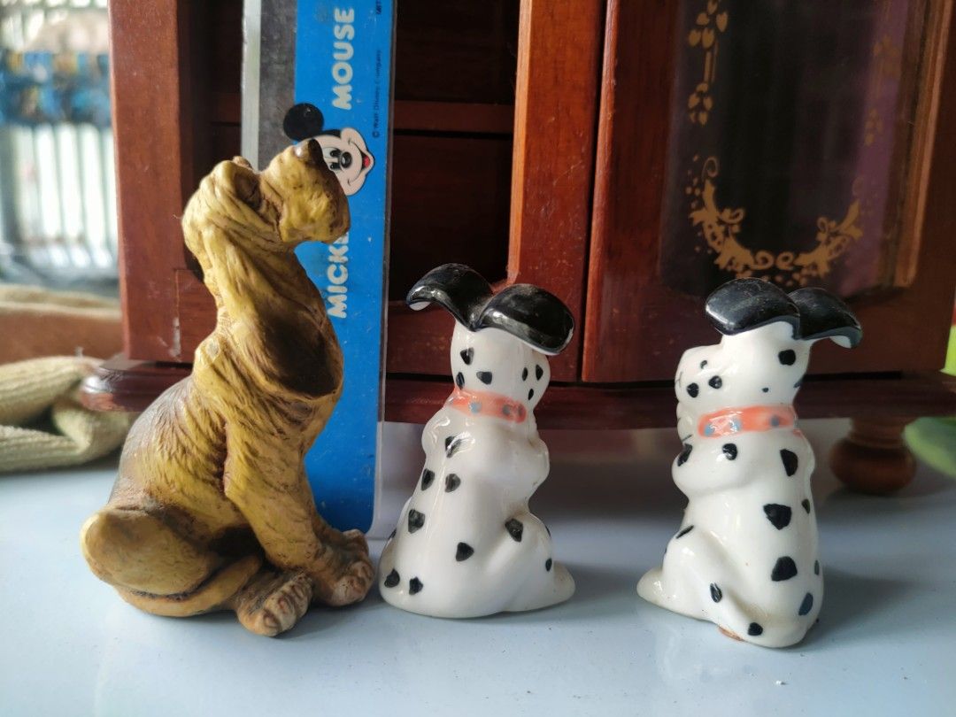Ceramic Dog Display items (Category: Other Home Decor) located in Rodriguez. Submitted by pwestoonlinestore (Listing ID 1330887410, Image 2). Description: Take all 200 pesos location: San Rafael Montalban Rizal.
