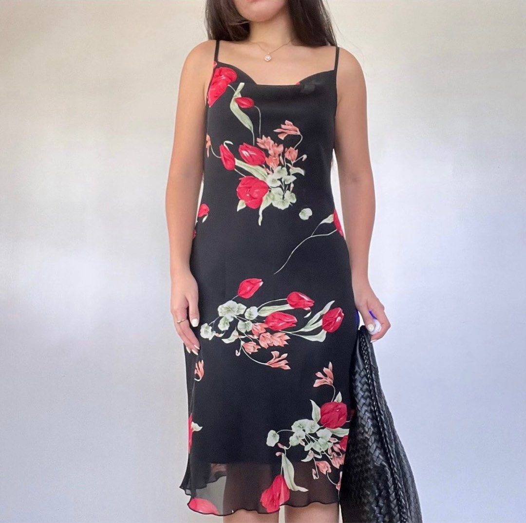 floral cowl neck dress (Category: Dresses) located in Quezon City. Submitted by emptygrounds (Listing ID 1330972356, Image 1). Description: ✨ fits small to medium ✨ lined, straps are NOT adjustable ✨ only selling because i find that the straps are a little short on me ✨ bought from the velour on IG.