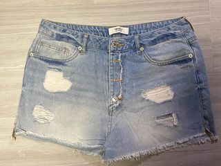 （分類：）位於 。 由 hipster_pig 提交（商品編號 1330969983，圖片 1）。簡介： 。