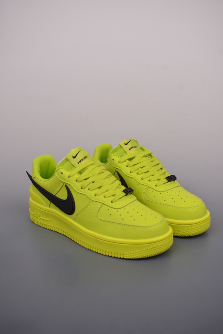 Nike free delivery top