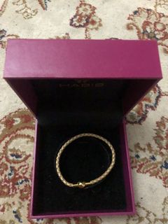 (Category: ) located in . Submitted by prelovedgooditems (Listing ID 1331008068, Image 1). Description: .