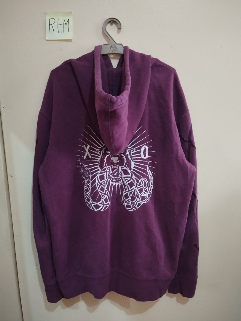 H M X O The Weeknd Burgundy Pullover Hoodie